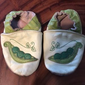 12-18 month leather Robeez